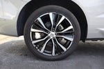 2023 XC60 Thumbnail 12