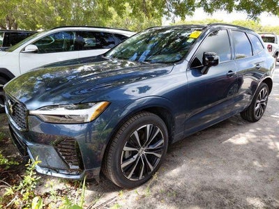 2023 Volvo XC60 B5 Plus Dark Theme 4DR SUV