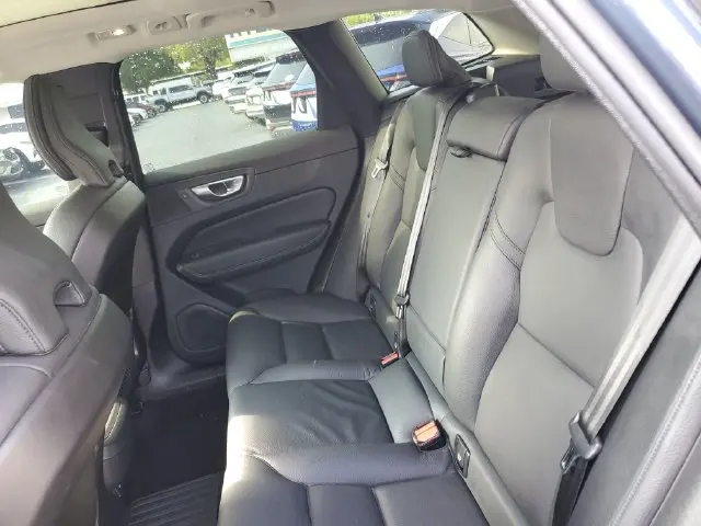 2023 Volvo XC60 - $28,688