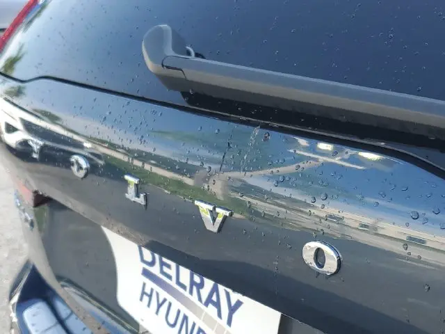 2023 Volvo XC60 - $28,688