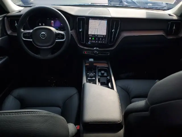 2023 Volvo XC60 - $28,688