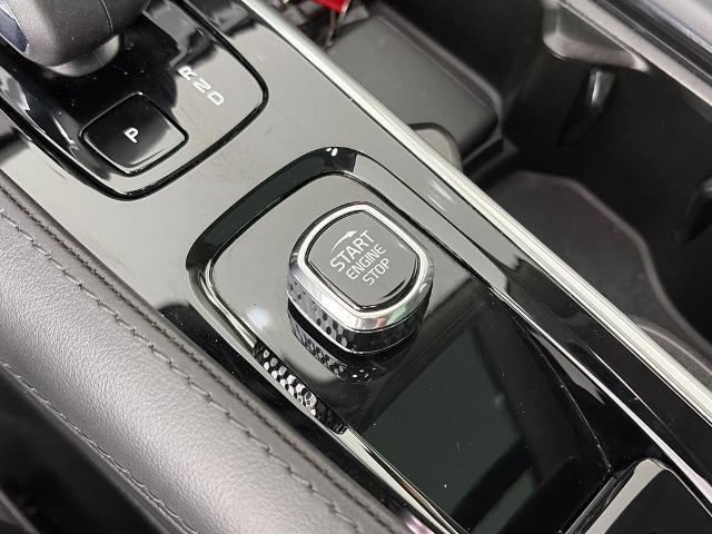 2024 Volvo XC90 - $36,998