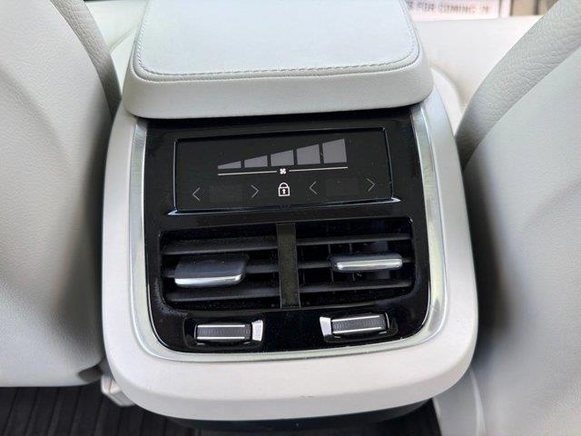 2024 Volvo XC90 - $34,122