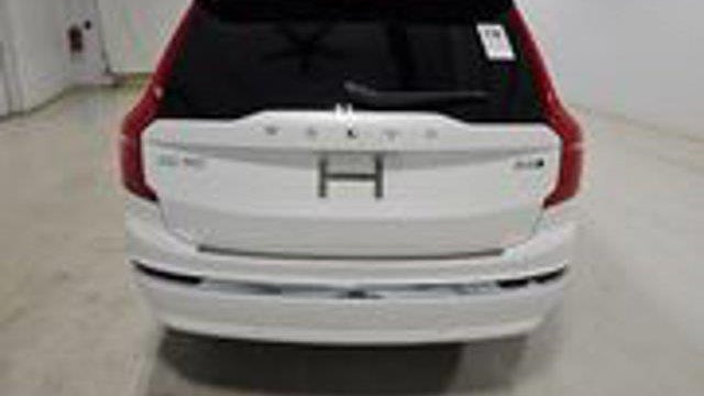 2024 Volvo XC90 B5 Core Bright Theme