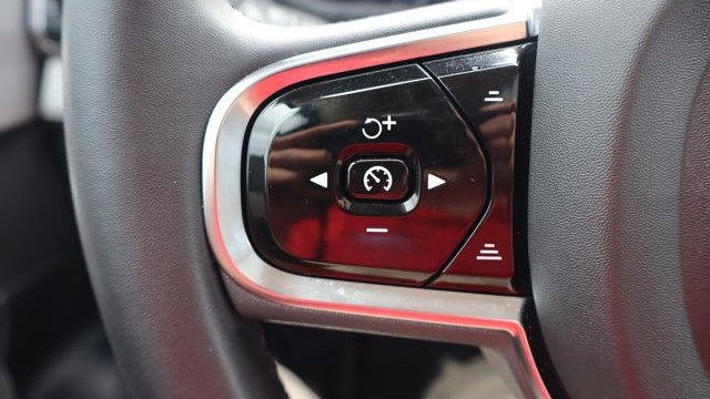2024 Volvo XC90 B5 Core Bright Theme
