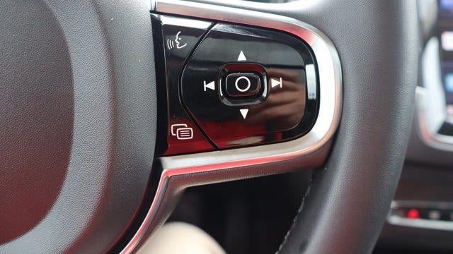 2024 Volvo XC90 B5 Core Bright Theme
