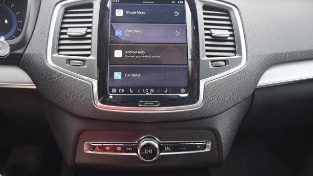 2024 Volvo XC90 B5 Core Bright Theme