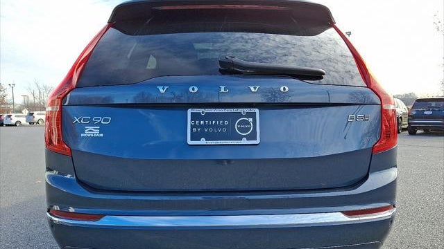 2023 Volvo XC90 B5 Plus Bright Theme