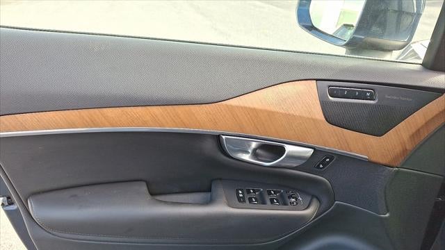 2023 Volvo XC90 B5 Plus Bright Theme