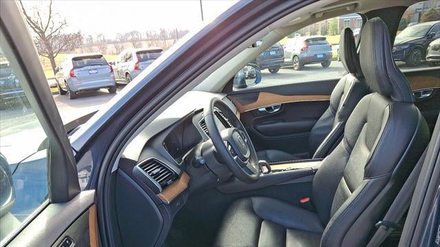 2023 Volvo XC90 B5 Plus Bright Theme