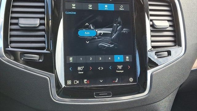 2023 Volvo XC90 B5 Plus Bright Theme