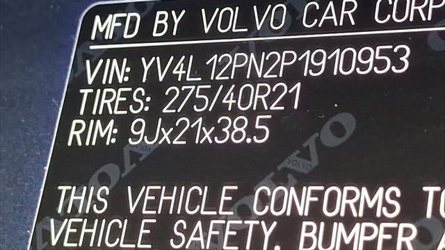 2023 Volvo XC90 B5 Plus Bright Theme