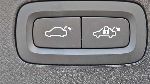 2023 Volvo XC90 B5 Plus Bright Theme