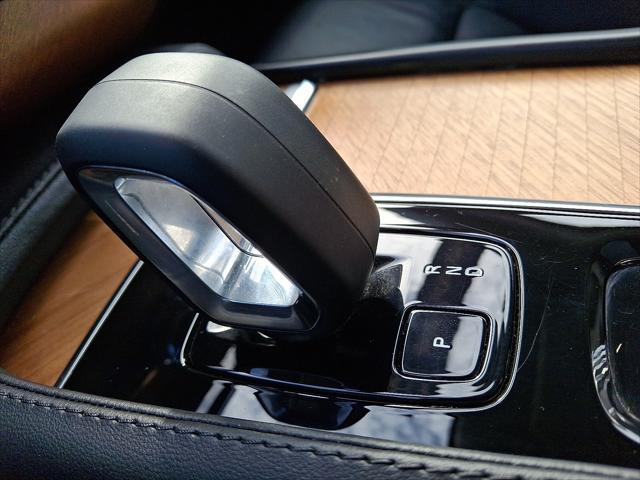 2023 Volvo XC90 - $45,988