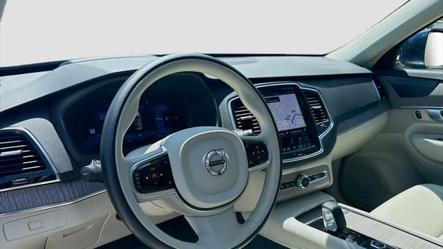 2023 Volvo XC90 B5 Plus Bright Theme