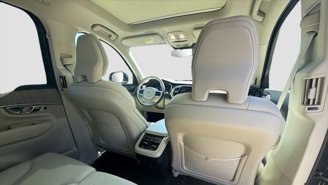 2023 Volvo XC90 B5 Plus Bright Theme