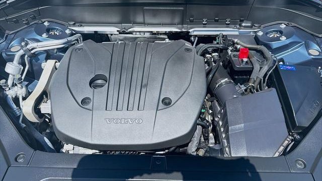 2023 Volvo XC90 B5 Plus Bright Theme