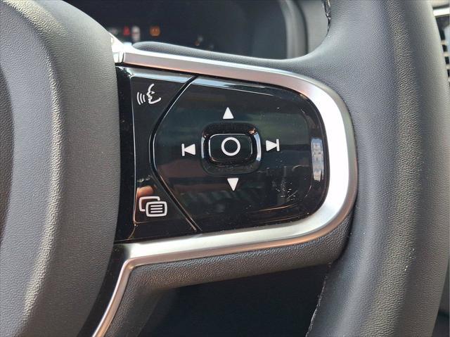 2023 Volvo XC90 - $30,000
