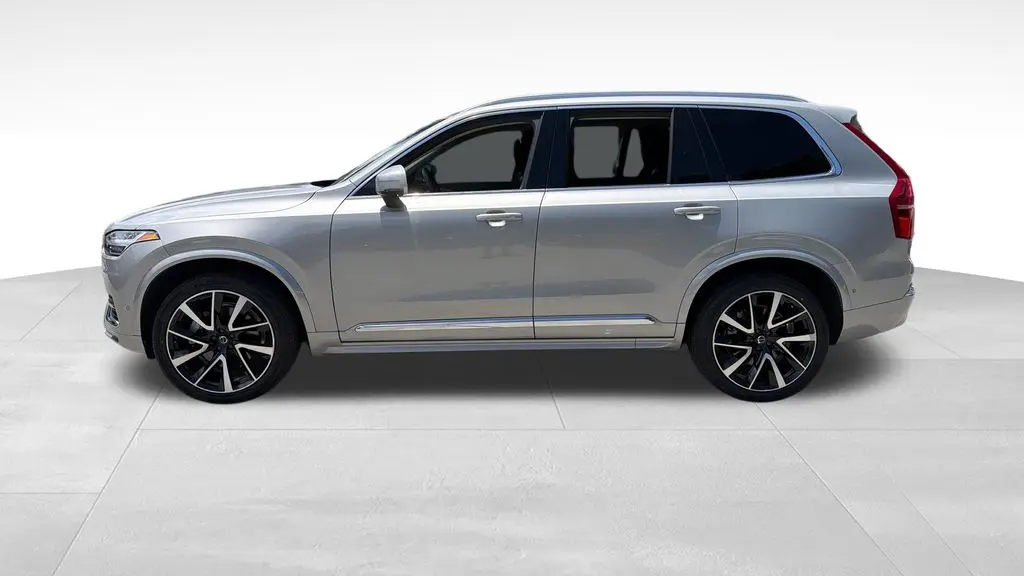 2023 Volvo XC90 B5 Plus Bright Theme