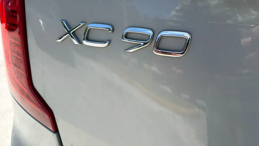 2023 Volvo XC90 B5 Plus Bright Theme