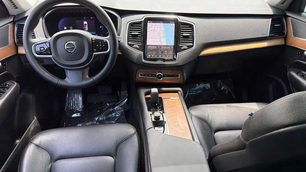 2023 Volvo XC90 B5 Plus Bright Theme
