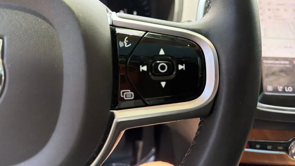 2023 Volvo XC90 B5 Plus Bright Theme