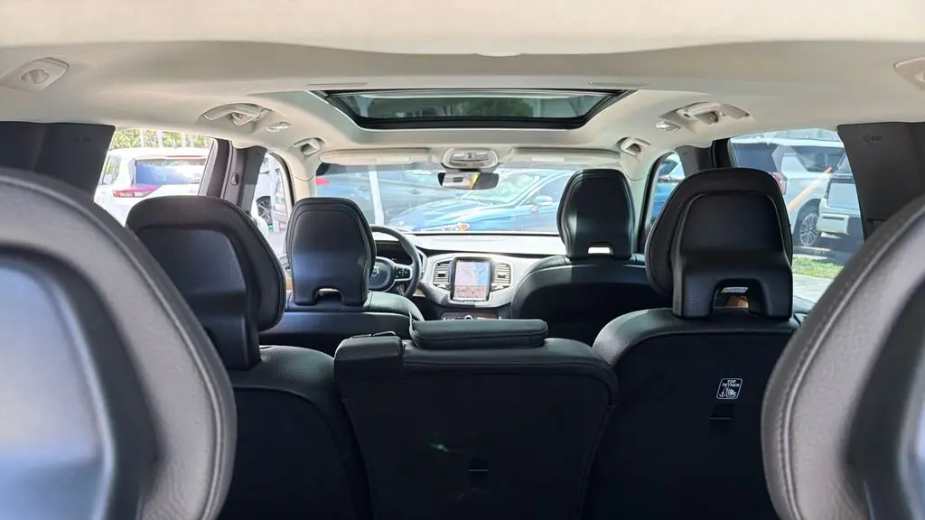 2023 Volvo XC90 B5 Plus Bright Theme
