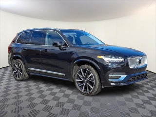 2023 Volvo XC90 with Onyx Black Metallic Exterior