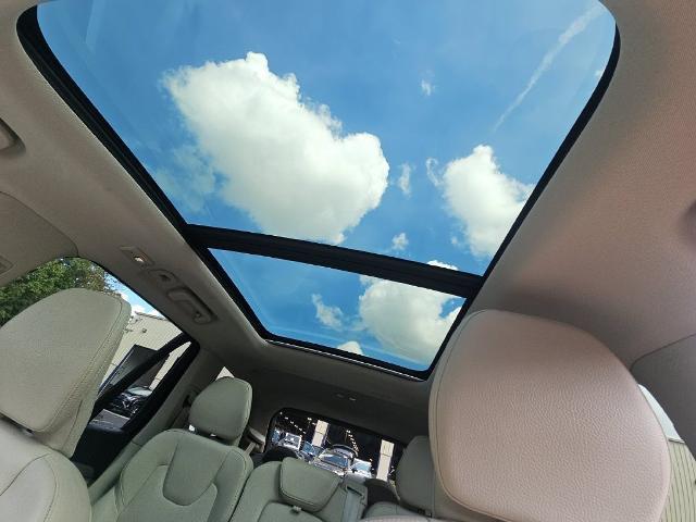 2023 Volvo XC90 - $24,918
