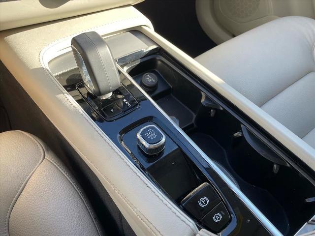 2023 Volvo XC90 - $24,918