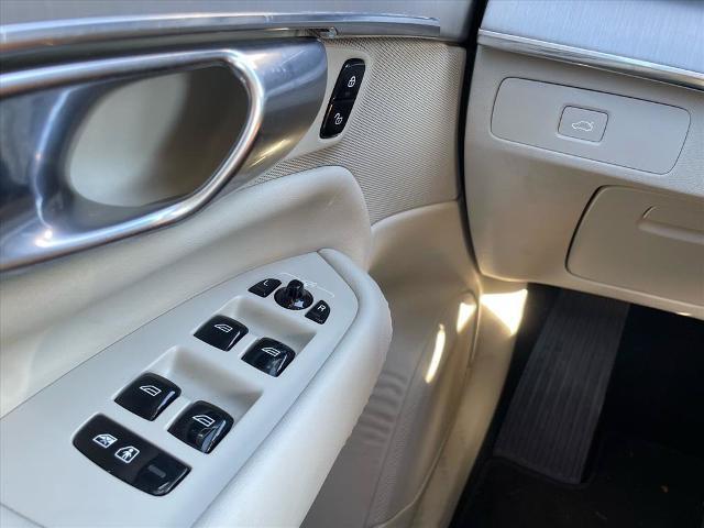 2023 Volvo XC90 - $24,918