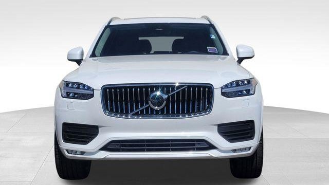 2023 Volvo XC90 B5 Core