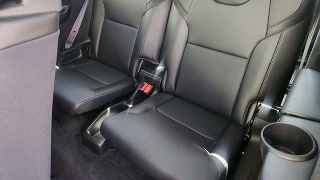 2023 Volvo XC90 B5 Core