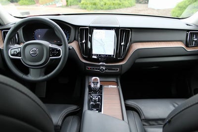 Photo of a 2023 Volvo XC60 AWD B5 Ultimate Bright Theme 4DR SUV for sale