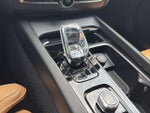 2023 XC60 Thumbnail 30