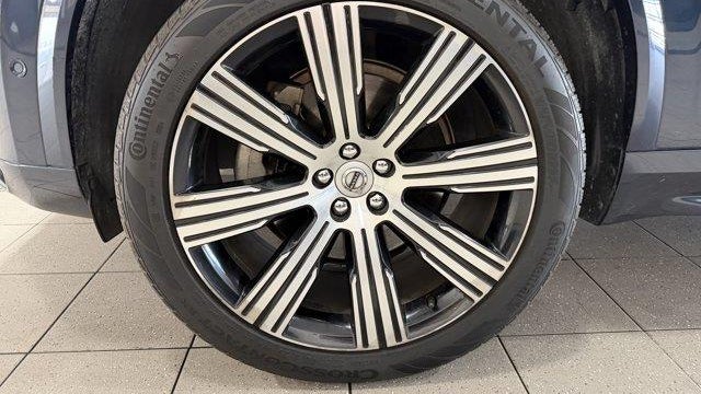 2023 Volvo XC60 B5 Ultimate Bright Theme