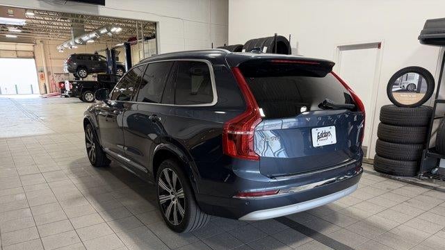 2023 Volvo XC60 B5 Ultimate Bright Theme