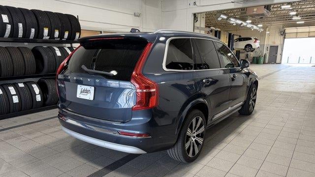 2023 Volvo XC60 B5 Ultimate Bright Theme