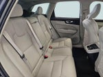 2023 XC60 Thumbnail 29