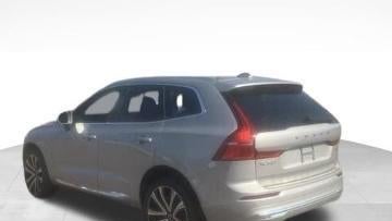2023 Volvo XC60 B5 Ultimate Bright Theme