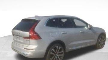 2023 Volvo XC60 B5 Ultimate Bright Theme