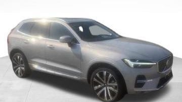 2023 Volvo XC60 B5 Ultimate Bright Theme