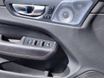 2023 XC60 Thumbnail 10