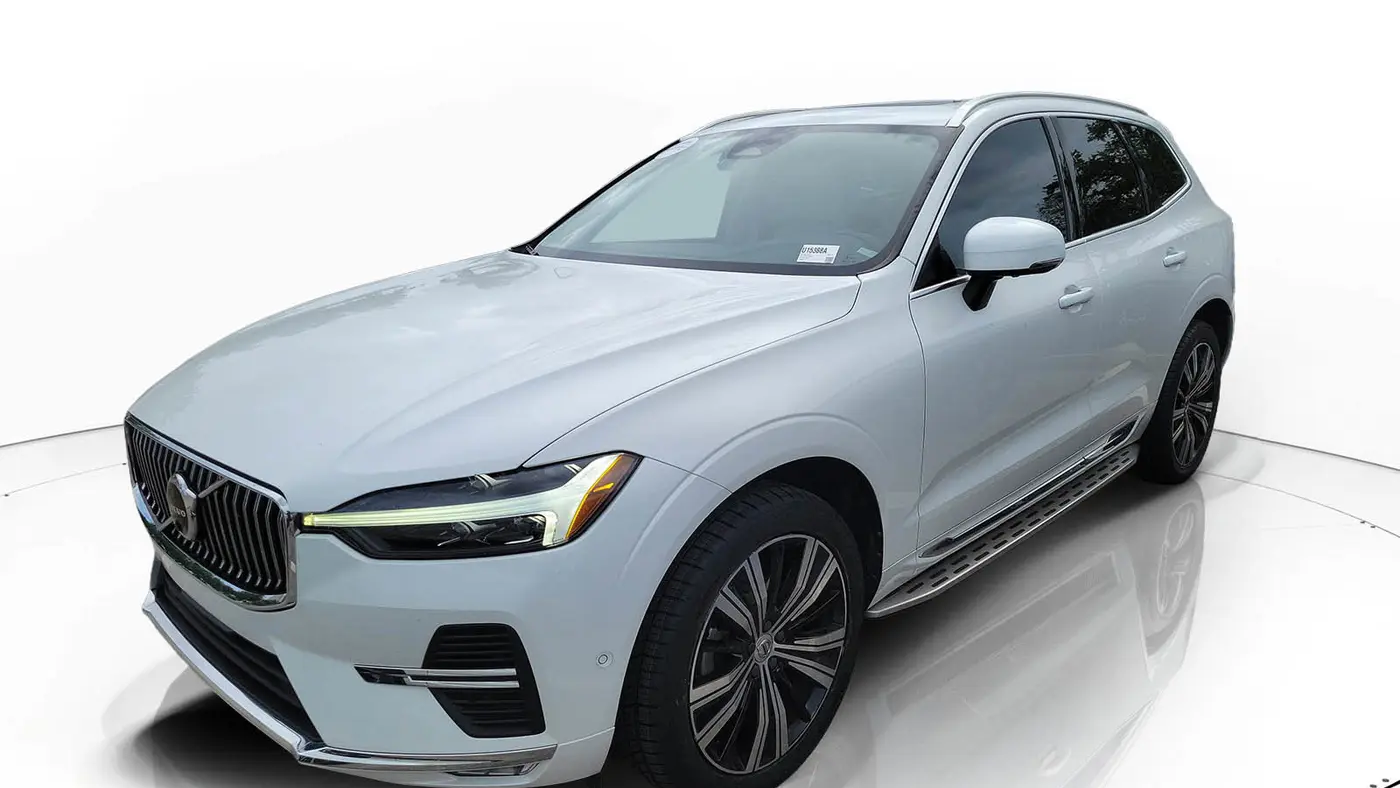 2023 Volvo XC60 B5 Plus Bright Theme