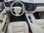 2023 XC60 Thumbnail 11