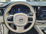 2023 XC60 Thumbnail 18