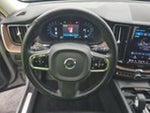 2023 XC60 Thumbnail 4