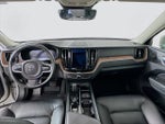 2023 XC60 Thumbnail 3