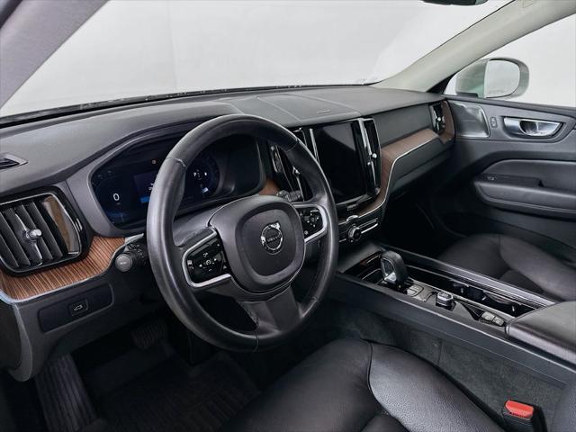 2023 Volvo XC60 - $28,155
