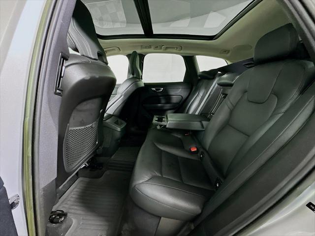 2023 Volvo XC60 - $28,155